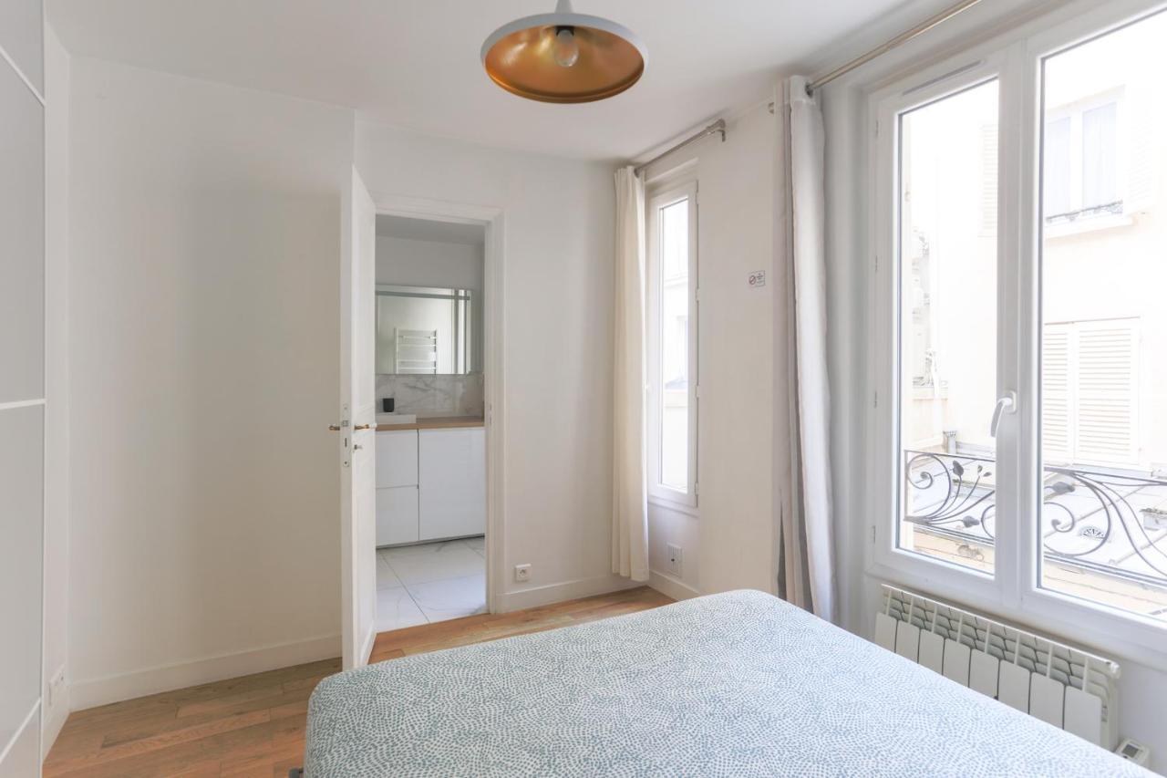 Eiffel Tower Royal Apartment Paris Eksteriør bilde