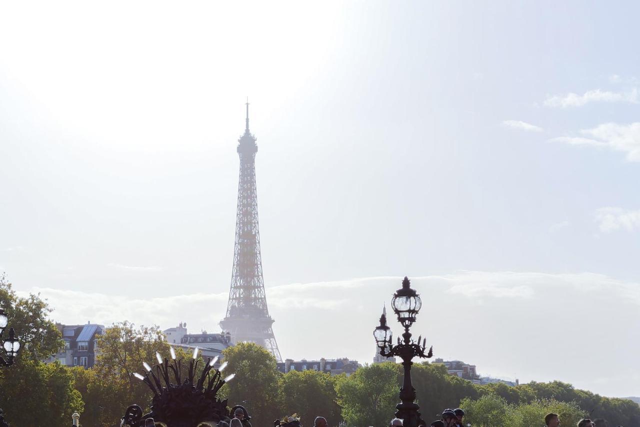 Eiffel Tower Royal Apartment Paris Eksteriør bilde